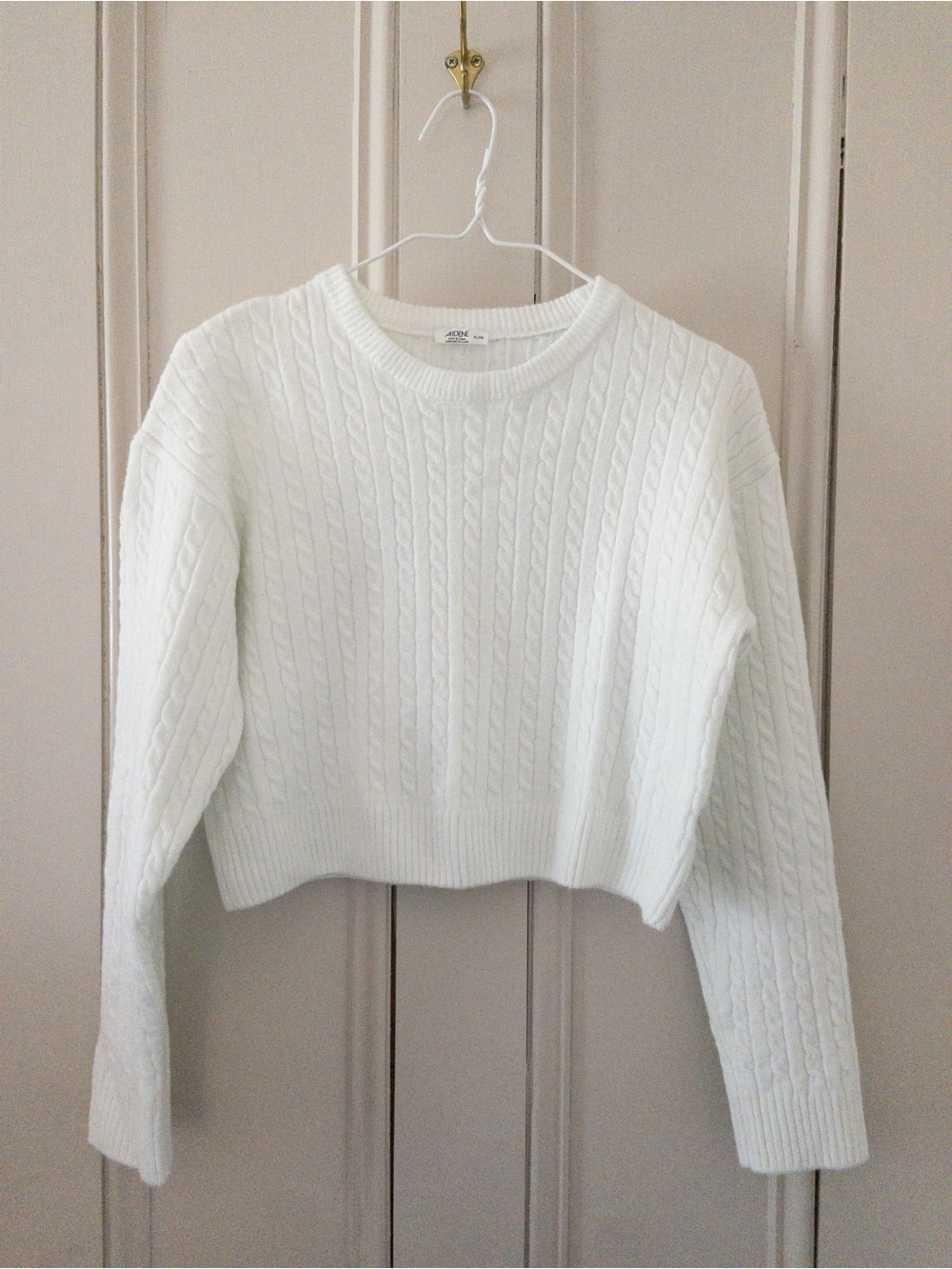 Ardenes White Cable-Knit Crop Crewneck Sweater